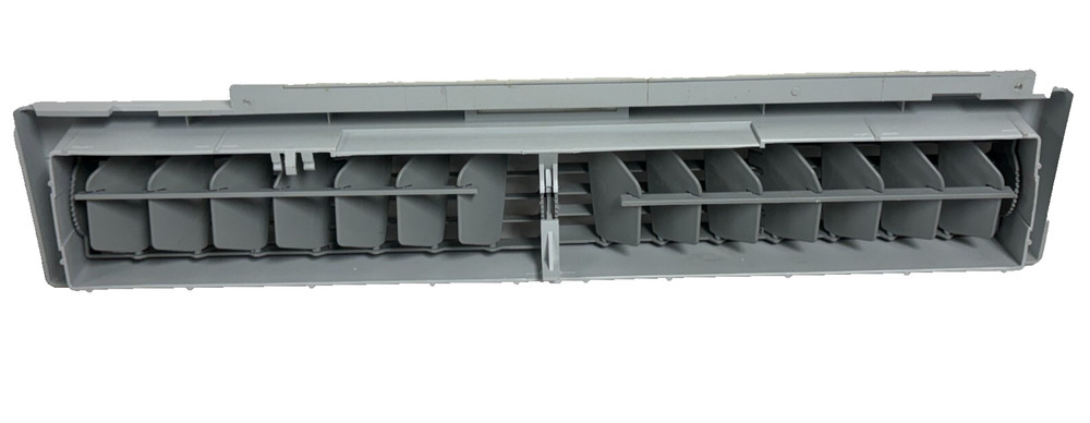 FRIEDRICH FRONT VENT PANEL, PLASTIC WITH ADJUSTABLE LOUVERS