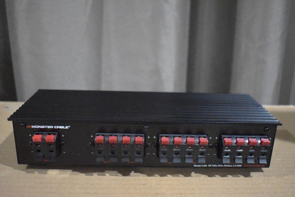 Monster Cable SS6 6 Ways Speaker Selector Switch w/ Amp Protection TESTED