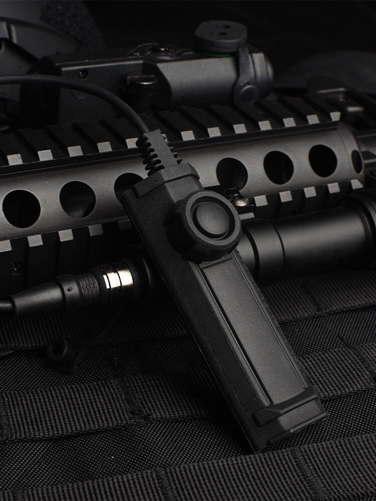 Tactical SF Plug M300 M600 Flashlight Switch Dual Function Pressure Switch
