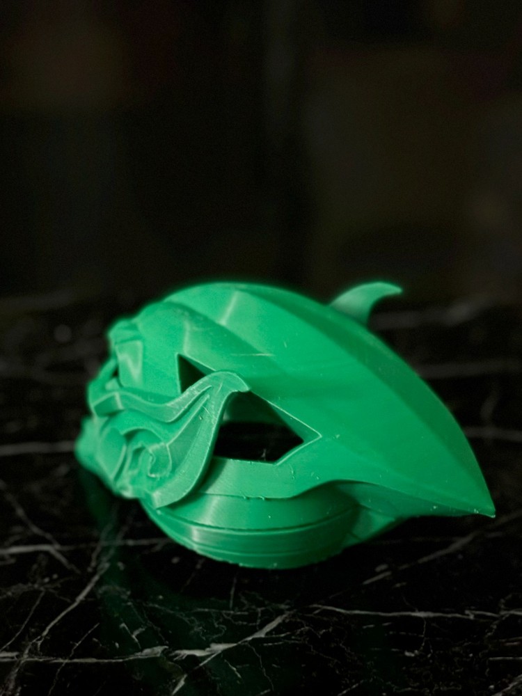 3D-Printed Green Goblin Helmet for Cats