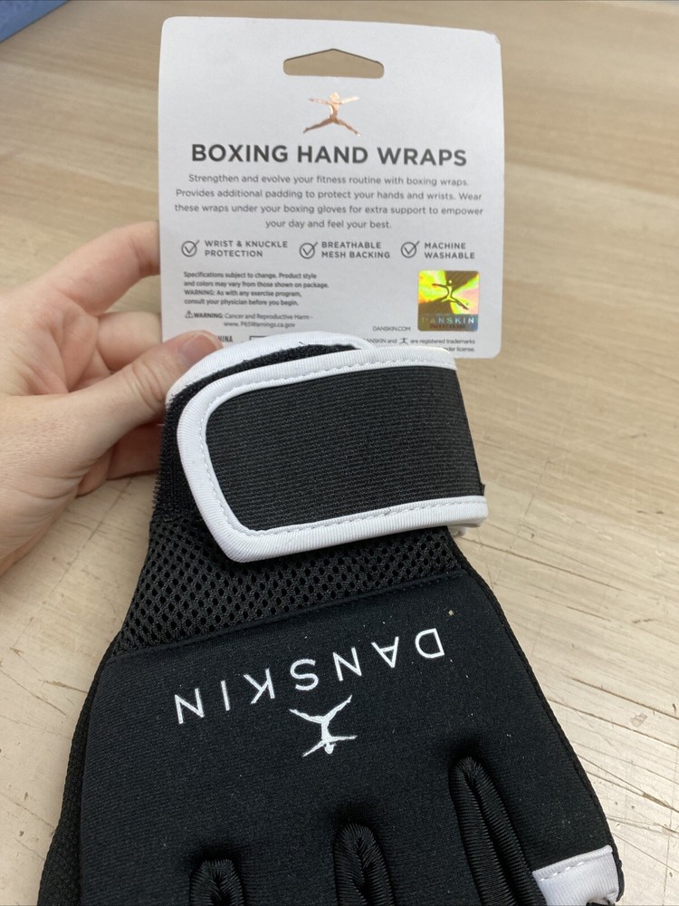 Danskin Boxing Hand Wraps Black
