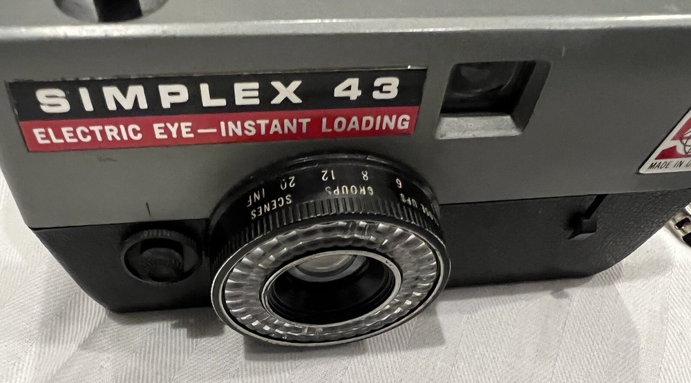 Simplex 43 Electric Eye Instant Loading Camera UNTESTED Vintage USA Made