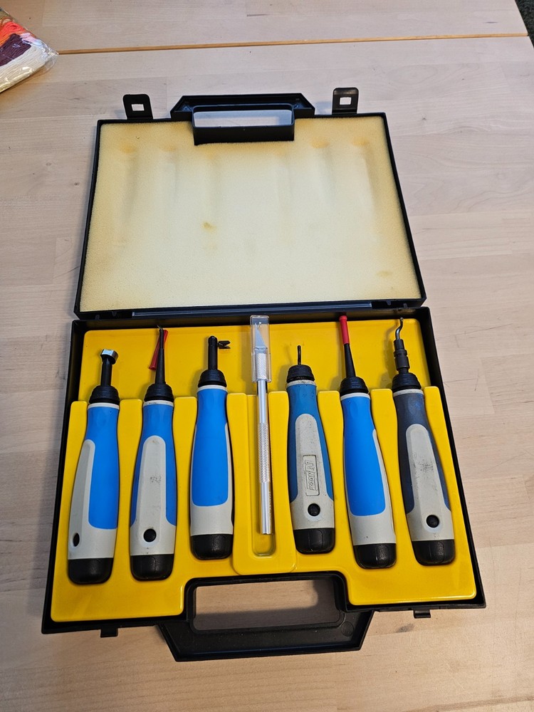 Noga SP7700 | 7 Pc. Complete Deburring Tool Set in Original Case Machining