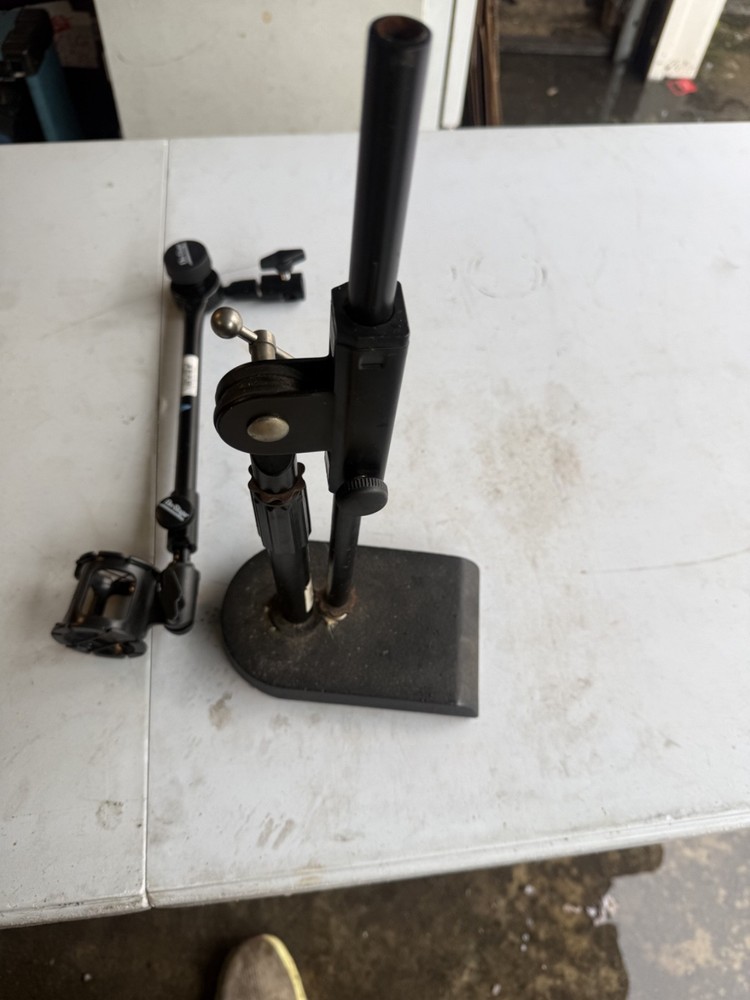 DESK MIC STAND AND MIC ARM