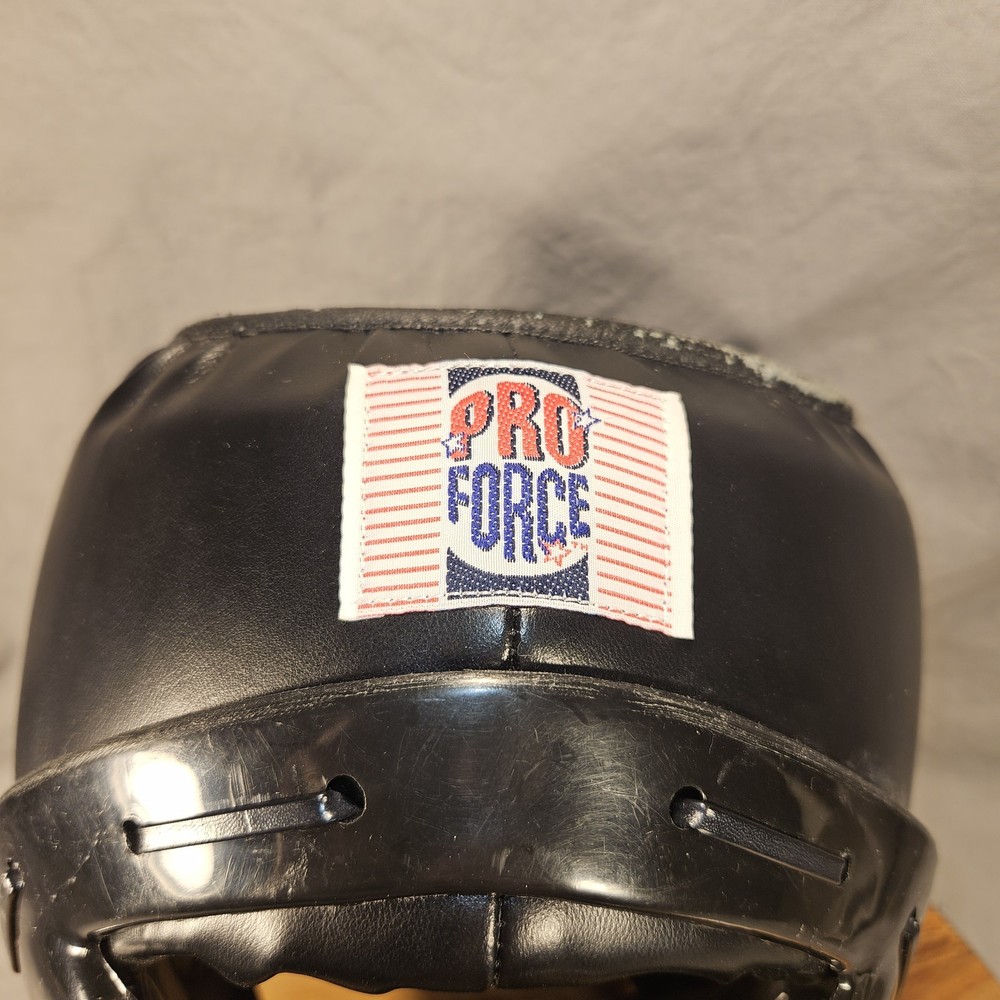 Pro Force Mixed Martial Arts Mask Headgear Hook & Loop Backstrap Size Medium