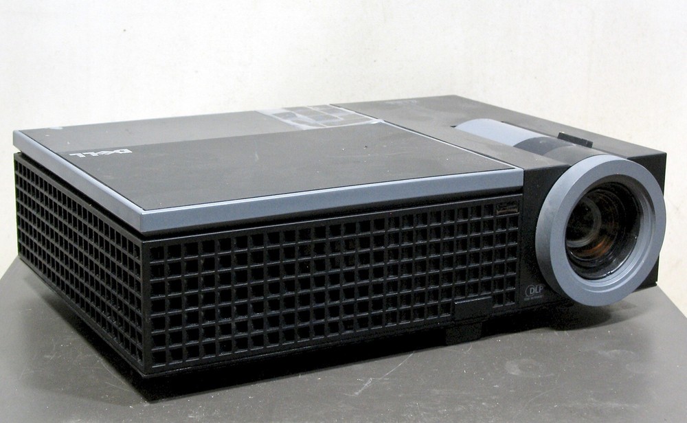 Dell 1610HD DLP Projector