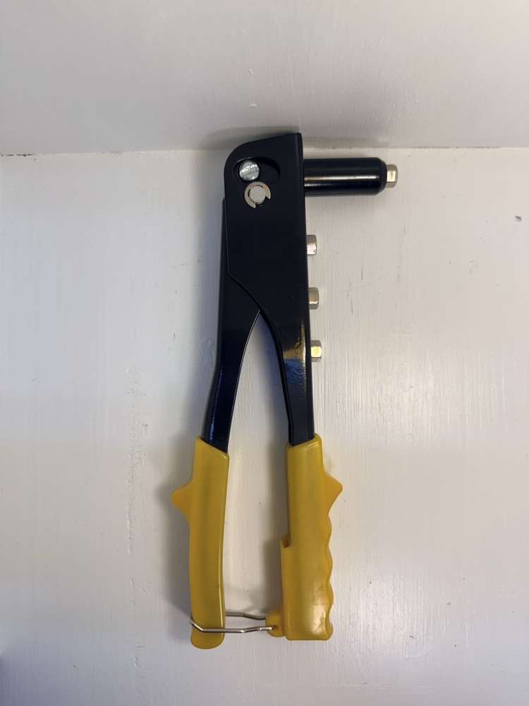Hand Rivet Gun With Yellow Handle