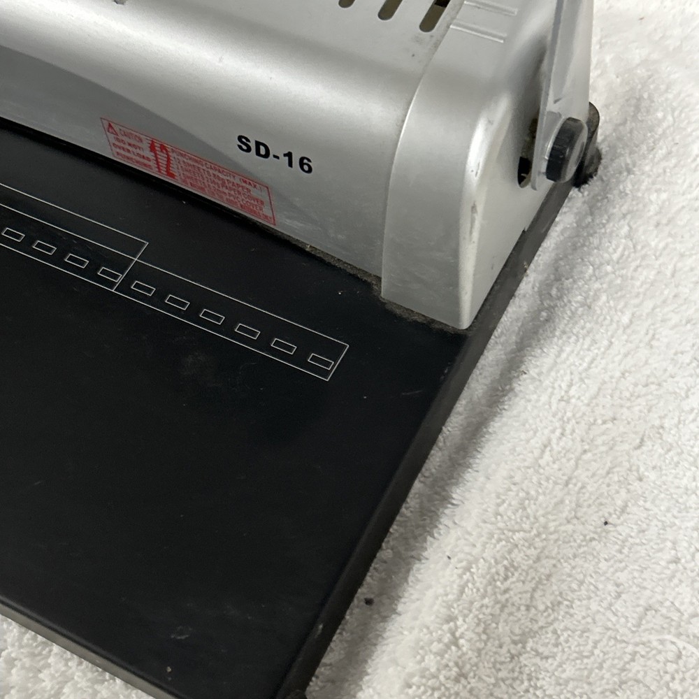 Rayson SD16 Comb Binding Machine - A4 Max Binding Length 12 Sheets Punching EXC