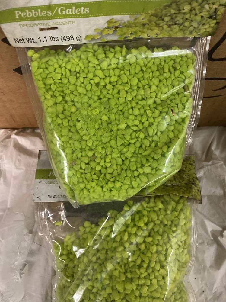 2 Decorative Green Accent Pebbles/Galets - G6