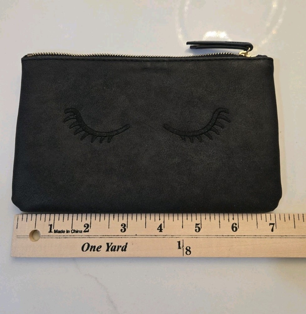 Stella & Dot Mini Pouch-Embroidered Lashes-Black