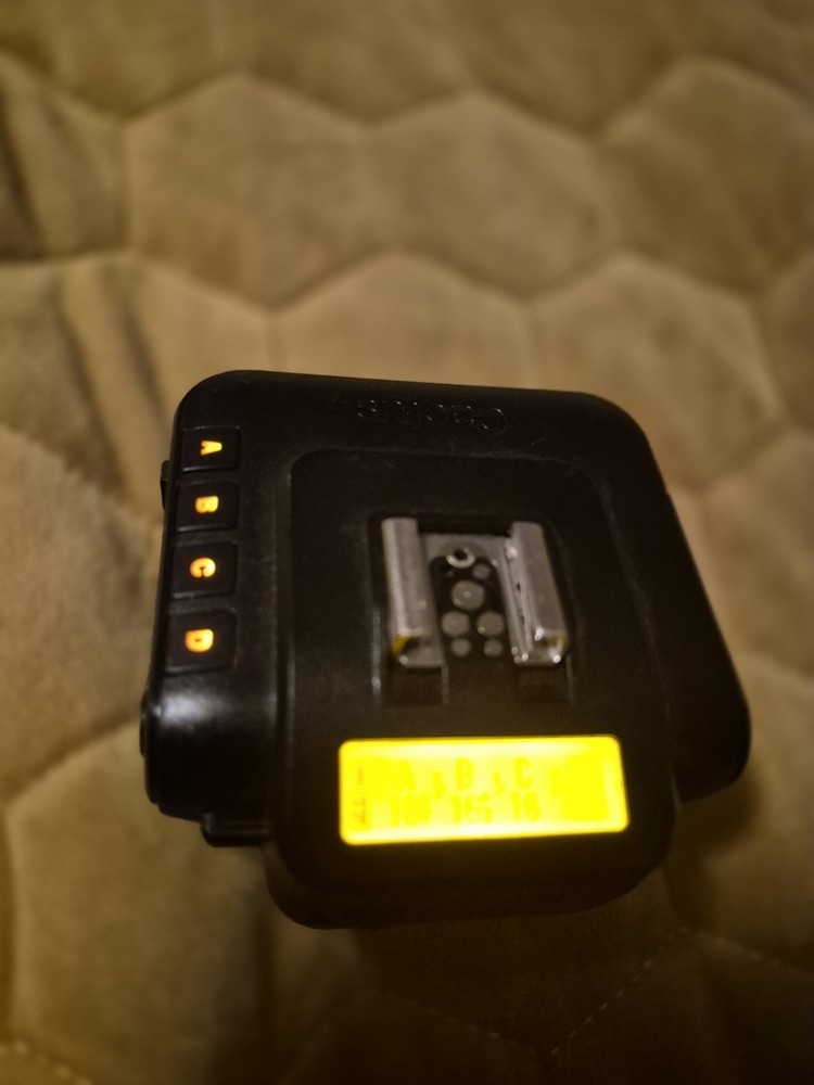 Cactus V6 Wireless Flash Transceiver Trigger Black 👍