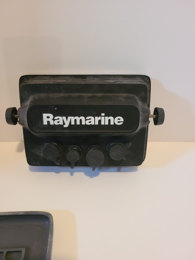 Raymarine a78 7" MFD Touchscreen w/Digital Sonar E70202