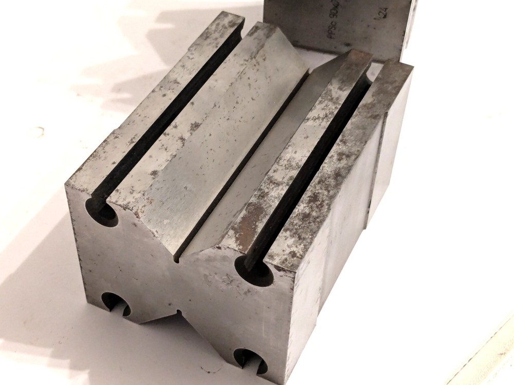 FOWLER Precision V-Block Set Matched Pair (24) PPSc 90x70x125 Sharp Condition