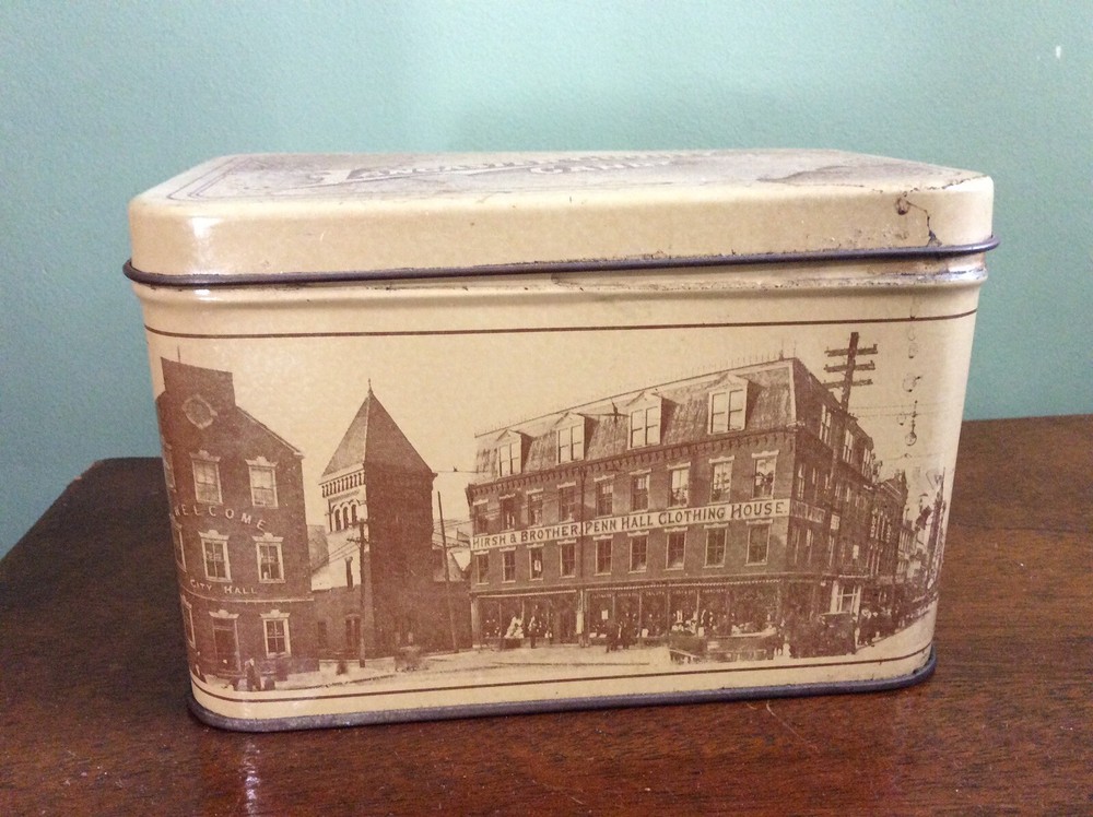 Lancaster County Candy Hinged Tin Panoramic View Penn Square 1905 on side ✔