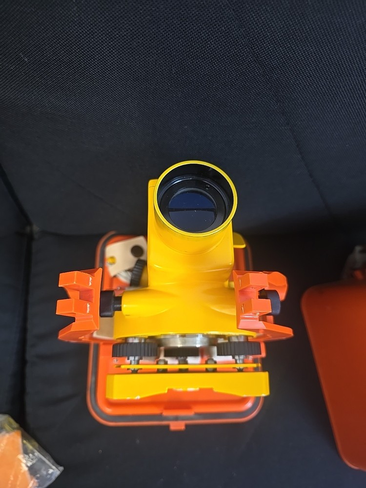 Lietz Automatic Survey Level B-4 With Case and Accessories
