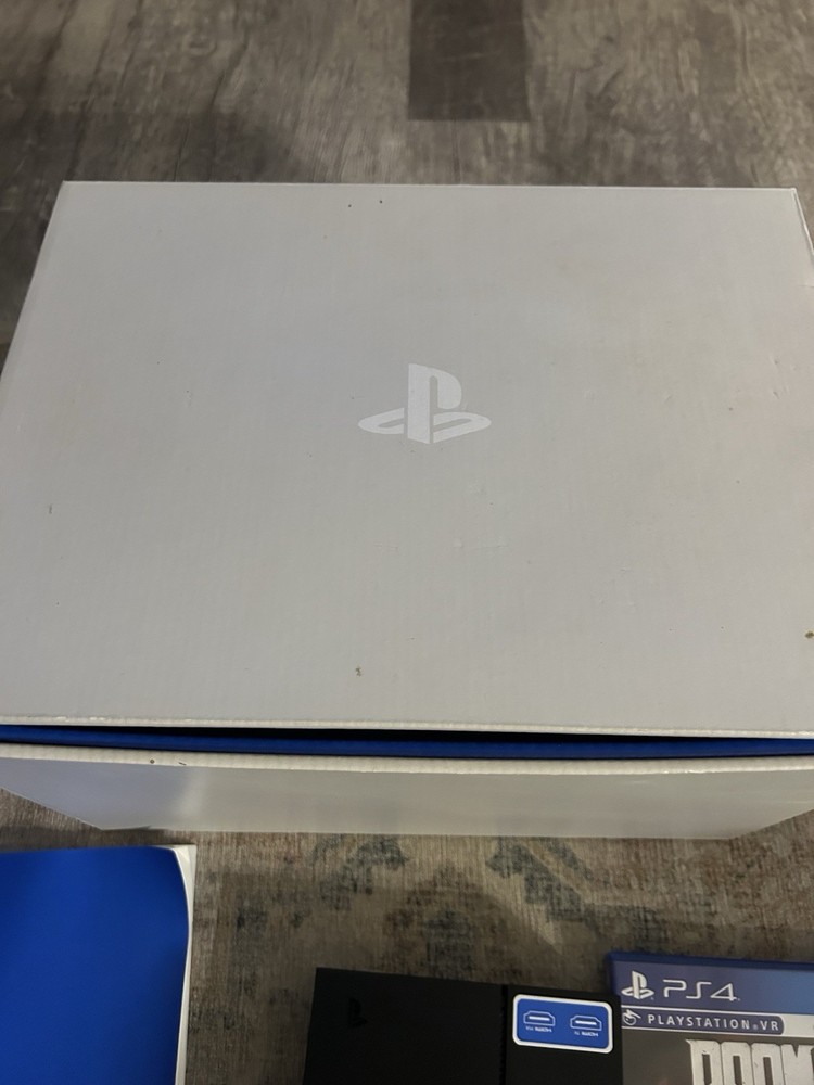 PlayStation PS4 VR Headset Bundle Set