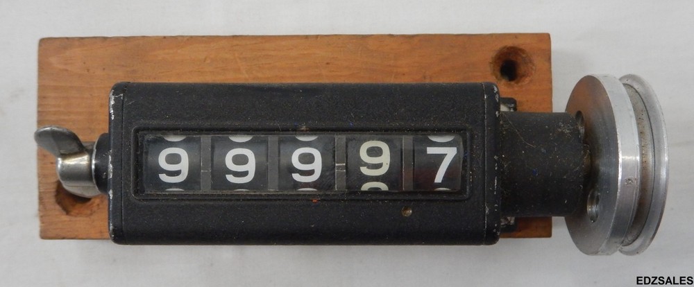 (2) 5 Digit Mechanical Counters - Veeder Root, Silver-King