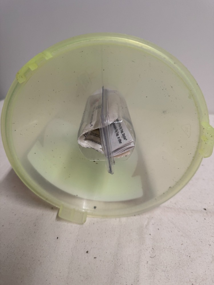 Starbar - Trap 'N Toss - Disposable Fly Trap - New