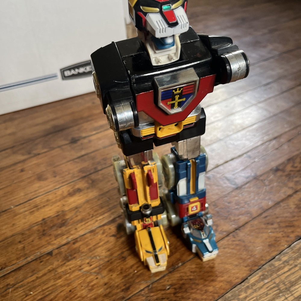 Voltron 1981 diecast and legs manual