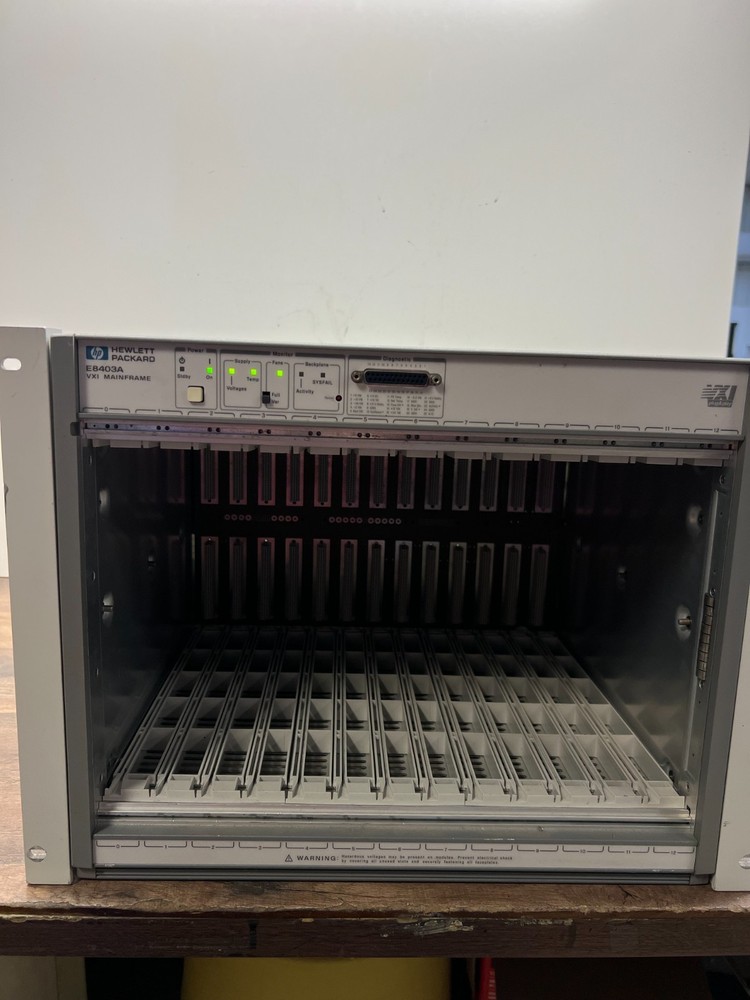 HP E8403A VXI Mainframe 13-Slot