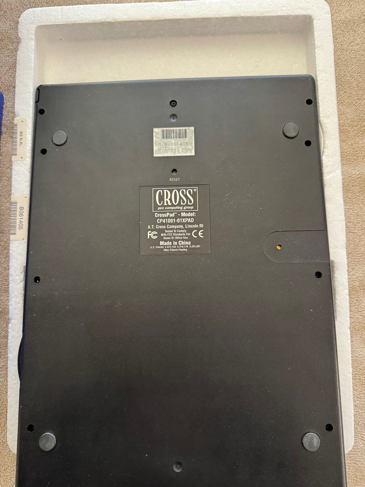 CrossPad Portable Digital Notepad CP41001-01XPAD Powers On