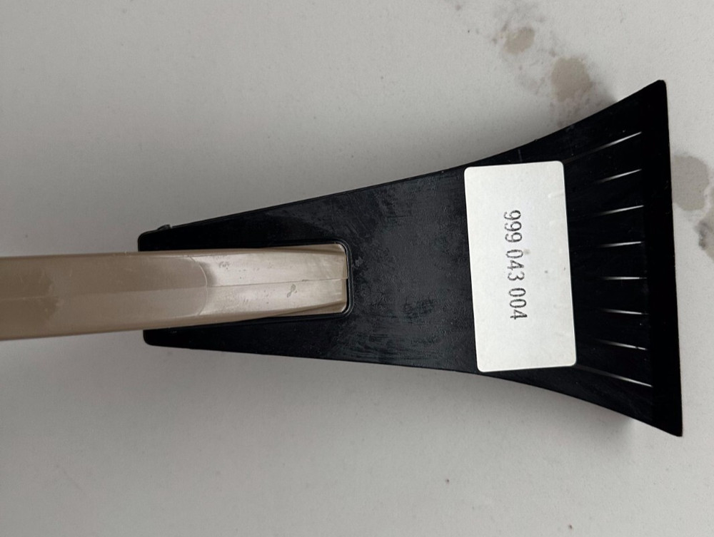 Long Handle Ice Scraper Windscreen Frost Window Snow Car Van De Icer Windshield