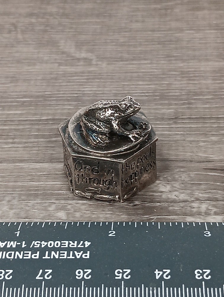 Silver Scene Frog Silver Plated Trinket Box