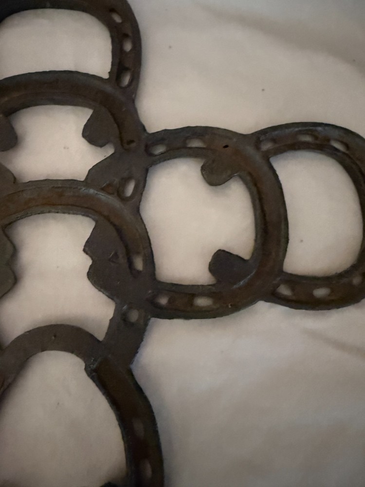 Horseshoe Western Cross Rustic Western