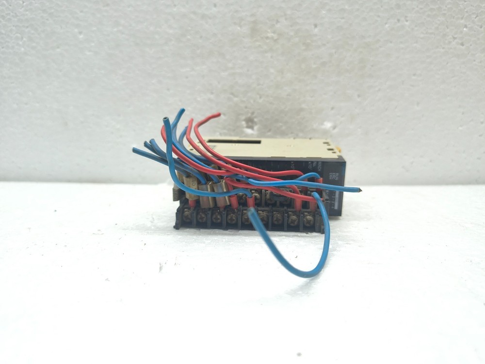 OMRON CJ1W-TC002 TEMPERATURE CONTROL UNIT