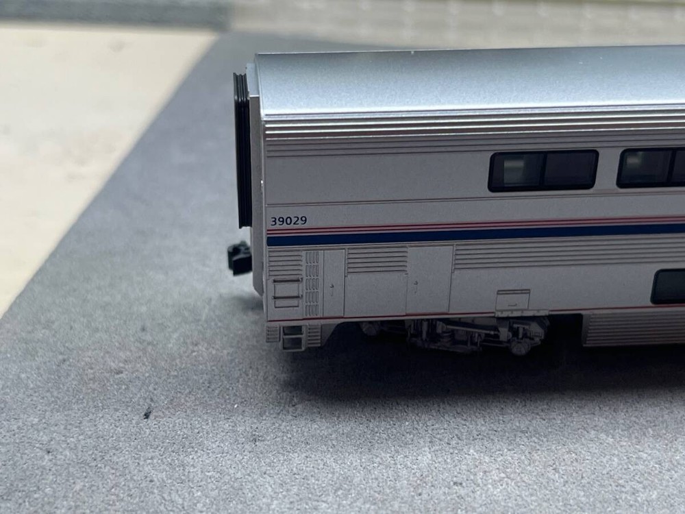 KATO AMTRAK Superliner TransitionSleeper 39029 Siler bogie specification