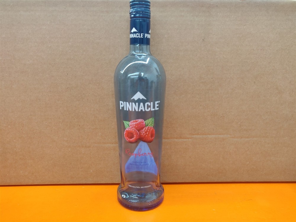⭐️⭐️⭐️⭐️⭐️ EMPTY 750mL Pinnacle Raspberry Blue Glass Bottle for Decor/Crafts