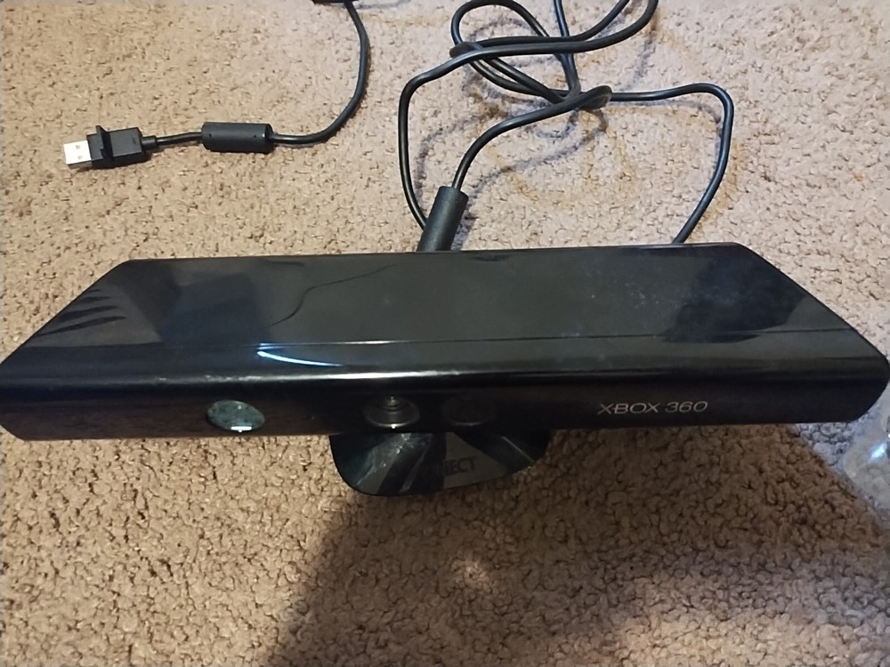 Official Microsoft Xbox 360 Kinect Motion Sensor Bar! ~ Works Great! Fast Ship!
