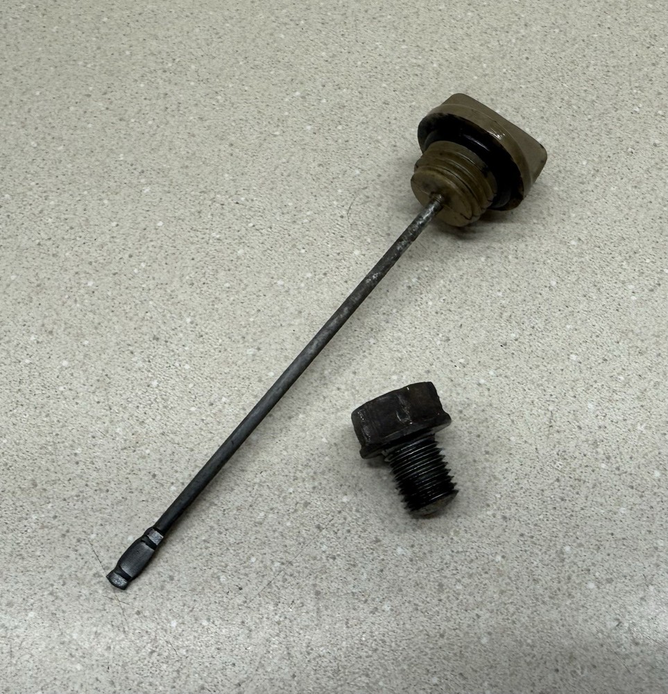 Honda QA50 Dipstick + Drain Plug