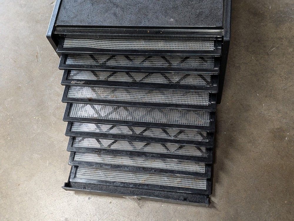 Working Excalibur Dehydrator 9-Tray w/ Variable Temp 26 Hour Timer Auto Shut-Off