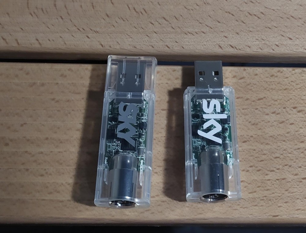 SKY DIGITAL KEY USB USB Digital Terrestrial TV Tuner