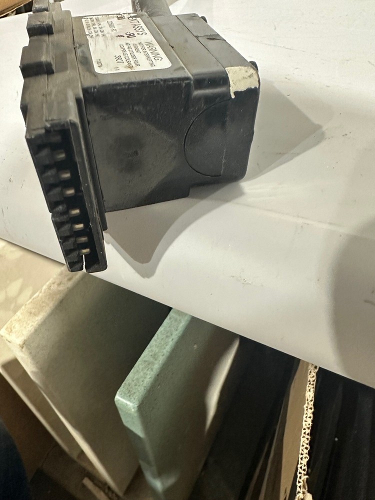 Herman Miller Basefeed FT140.06