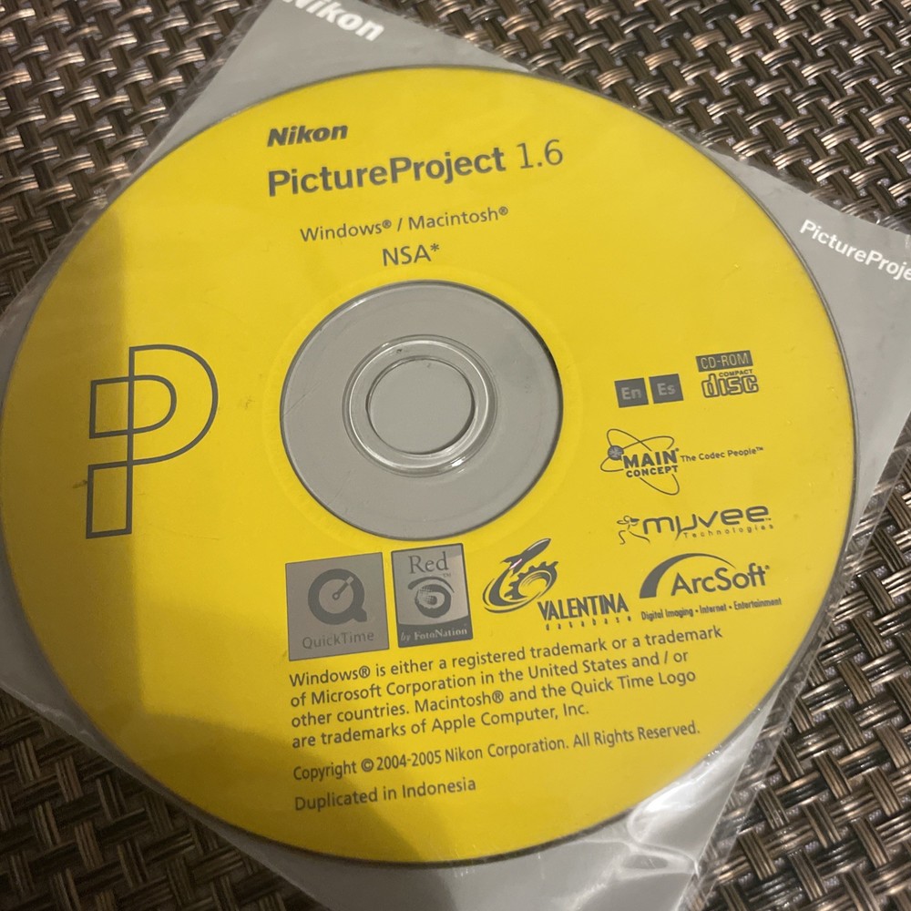 Nikon Picture Project 1.6 CD-Rom  Software / Reference Manual 2 CDs