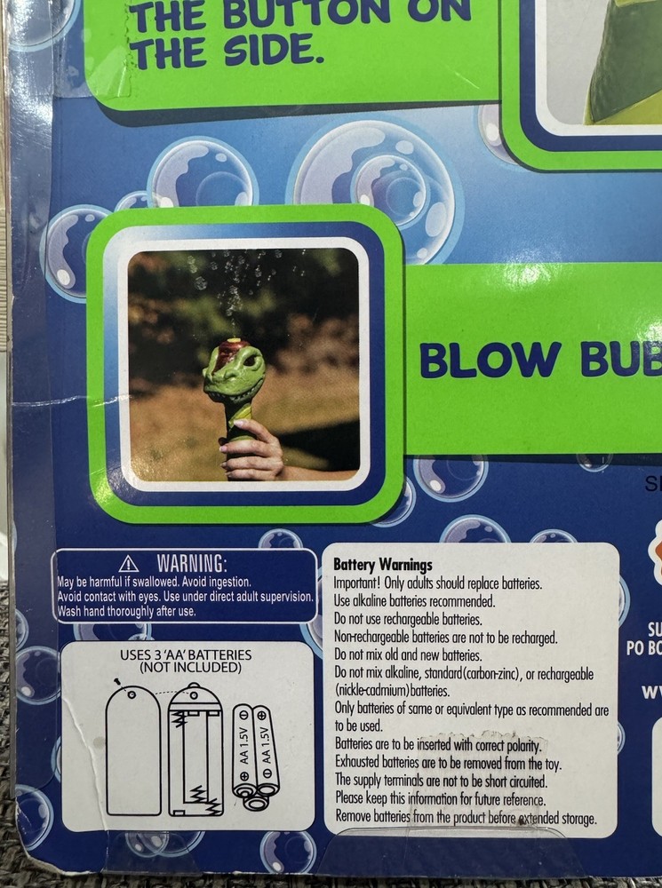 Sunny Days Entertainment Maxx Bubbles Dinosaur Bubble Wand – Light Up Bubble