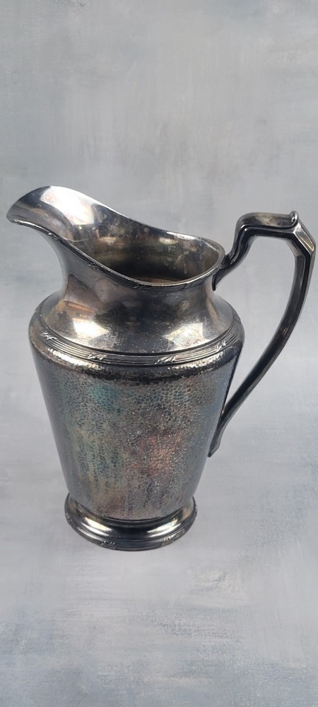 Vtg Silverplate 1928 Reed & Barton Water Pitcher Jug Hammered Pattern 5585