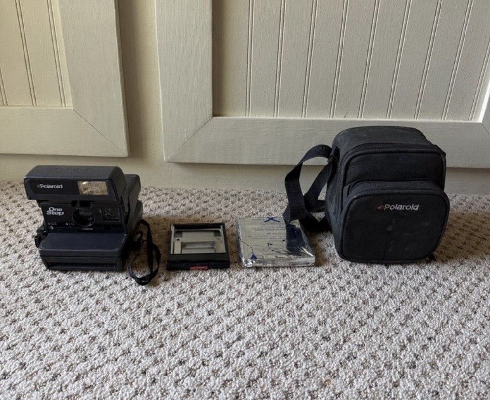 Vintage One Step Polaroid Instant Camera Kit NOT TESTED