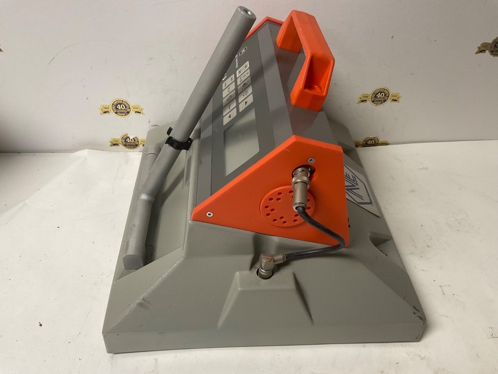 NE Technology DELTA 5 Detector Geiger Counter roll around push with stick