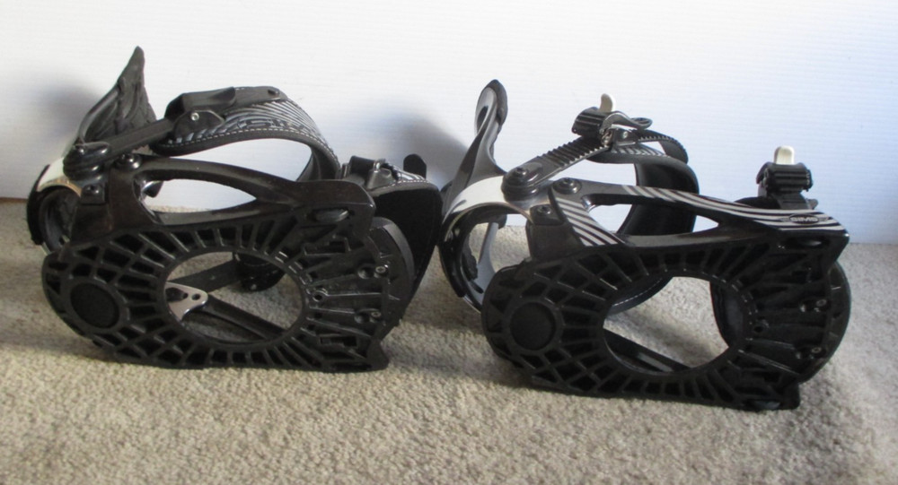 Sims Black/Gray Snowboard Bindings Size M/L