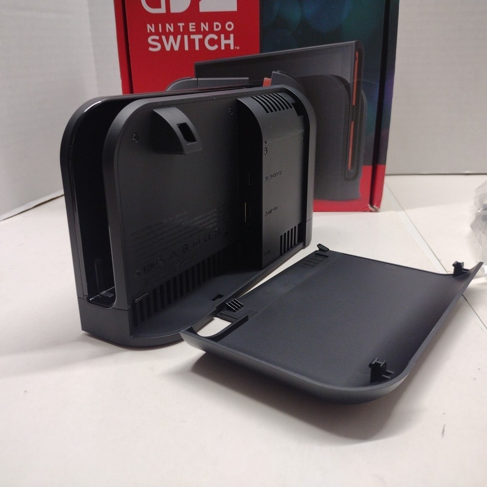 Genuine OEM Nintendo Switch 2 Dock + HDMI + Box