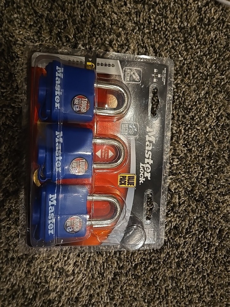 Master Lock 312TRI keyed Laminated Padlocks 3 Pack (F11)