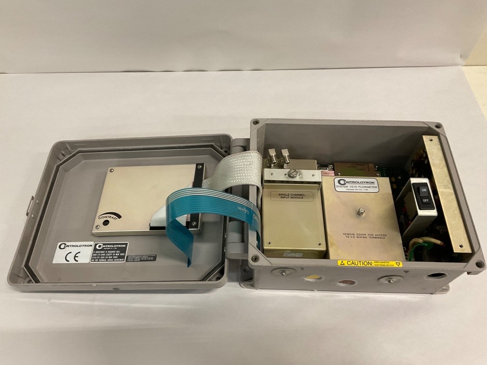 Controlotron System 1010 Flowmeter 1010AN1 w/ Single Channel Input Module
