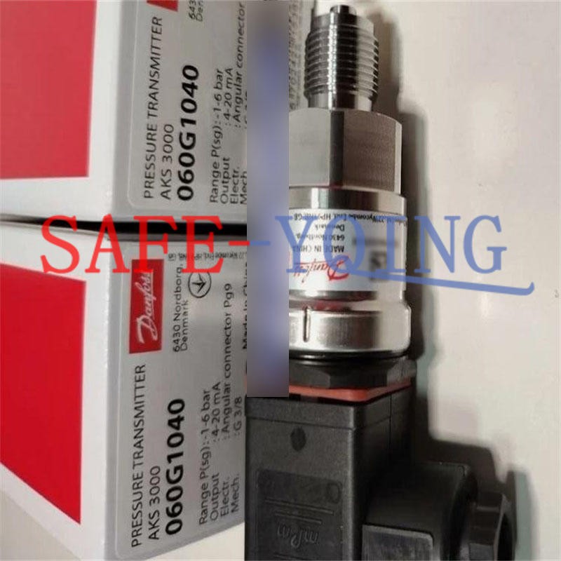 1PCS Danfoss pressure transmitter AKS3000 060G1040 NEW