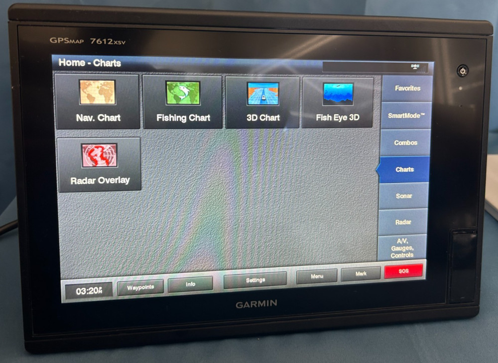 Garmin GPSMAP 7612XSV 12" plotter