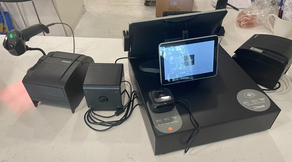 Toast Flex POS Complete System - 7 pieces, used for 6 months