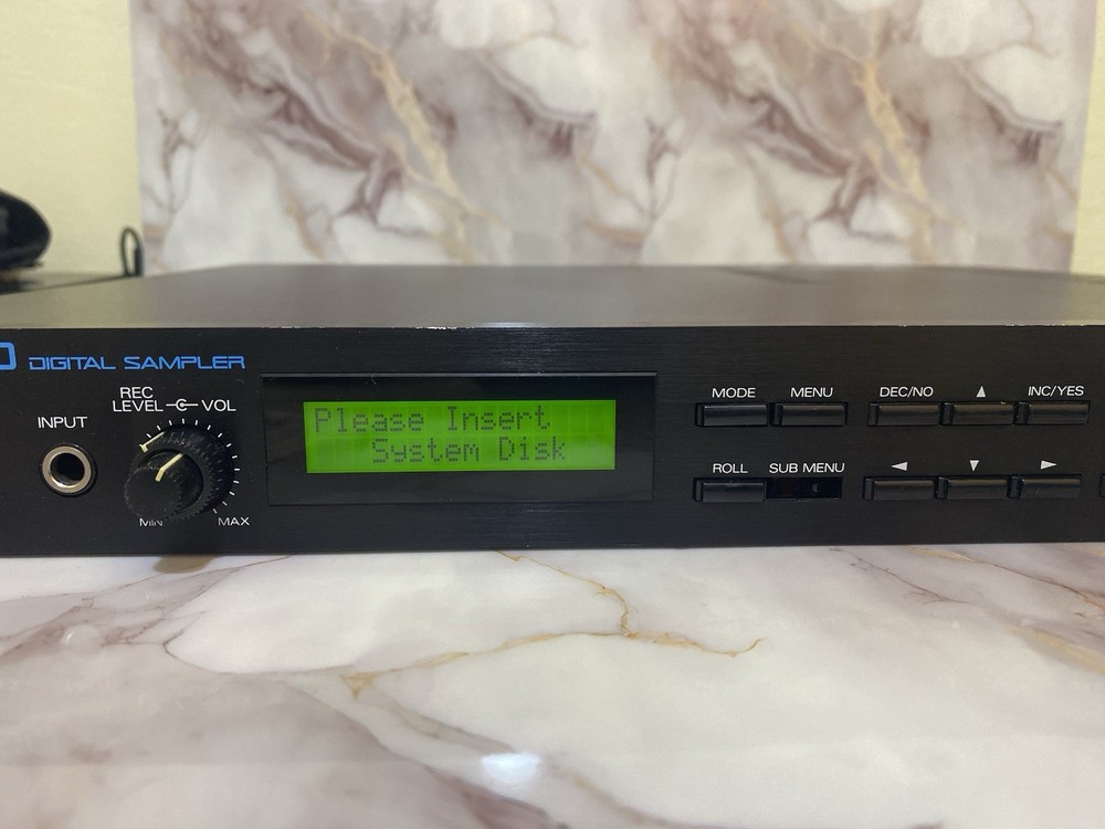 Vintage Roland S-330 DIGITAL SAMPLER Rack Mount Sampler Tested Working **READ**