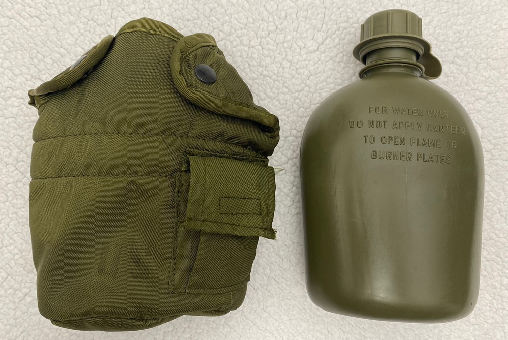 vintage us army Canteen And Holder
